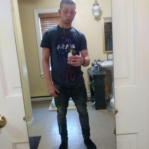 Meet your Posher, Aaron